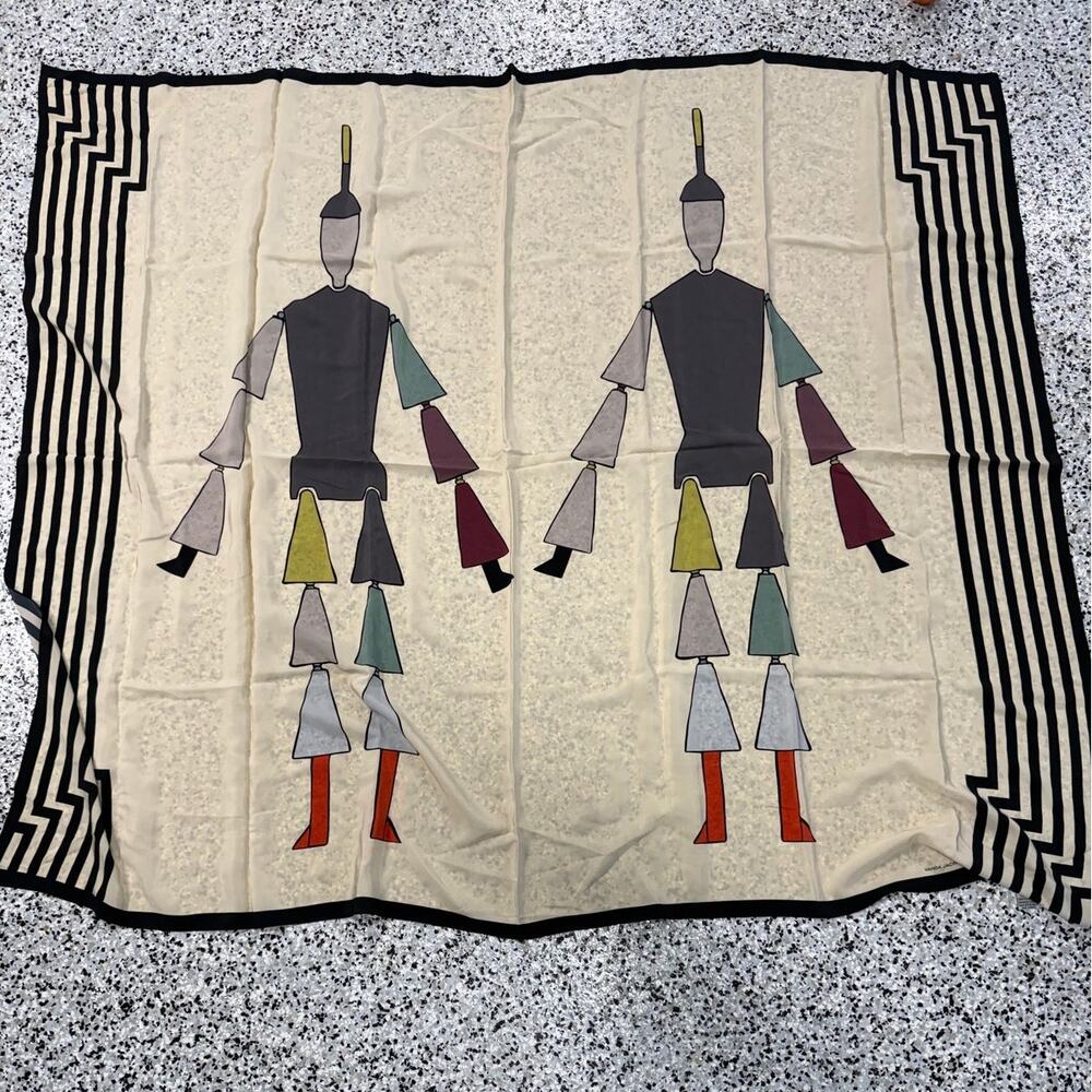 Vanda Jacintho Panneaux Luxury Printed Pictoral Silk Sarong Scarf Head Wrap